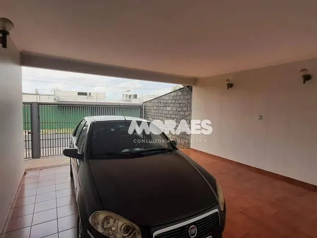 Imagem 9: Casa com 3 Quartos (1 Suíte), 4 Vagas À Venda, 119 M² por R$...