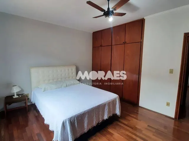 Imagem 6: Casa com 3 Quartos (1 Suíte), 4 Vagas À Venda, 119 M² por R$...