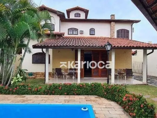 Imagem: Casa com 4 Dormitórios À Venda, 303 M²