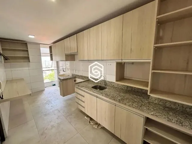 Imagem 6: Excelente Apartamento com 3 Quartos, Sendo 2 Suites, Uma Reversivel, Sala de Estar e Janta