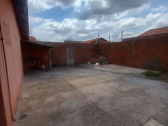 Imagem 2: Alugo Casa com Ponto Comercial no Dirceu
