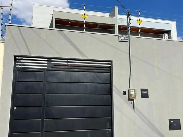 Imagem: Sobrado À Venda no Bairro Residencial Cerejeiras