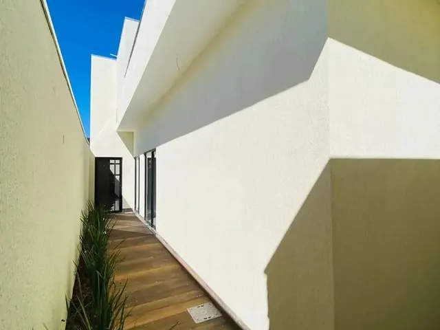 Imagem 2: Casa no Parque Brasília com 3 Suítes