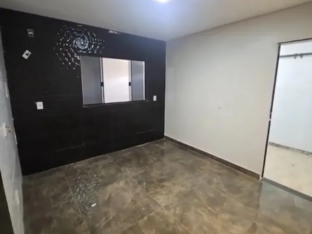 Imagem 15: Casa a Venda em Planaltina Go Escriturada e Registrada (Passivo de Habite-Se). * Garagem