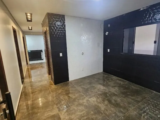 Imagem 8: Casa a Venda em Planaltina Go Escriturada e Registrada (Passivo de Habite-Se). * Garagem