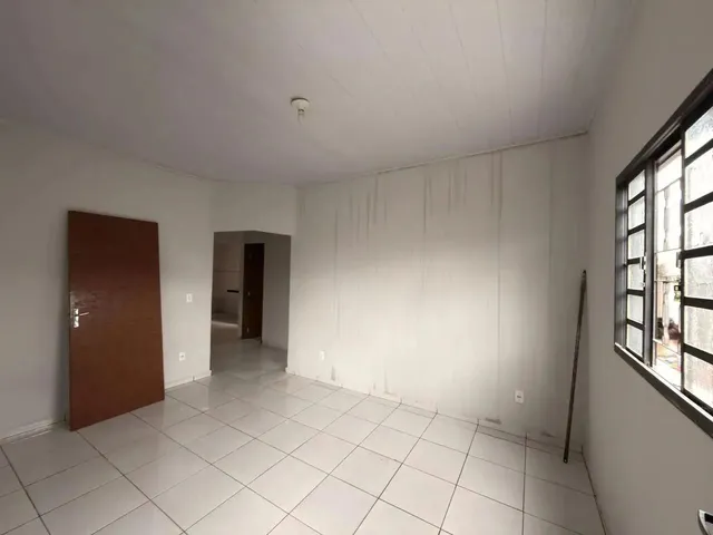 Imagem 13: Casa Á Venda com 3 Quartos e Lote de 300M² no Bairro Jardim dos Ipês - Anápolis - Go