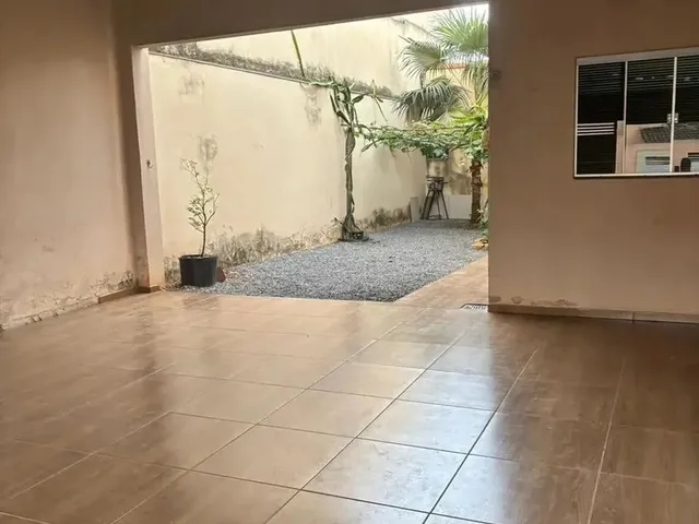 Imagem: Casa Á Venda com 3 Quartos em Residencial