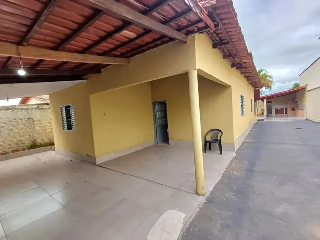Imagem 3: Casa a Venda com 3 Quartos e 1 Suíte em Trindade - Go