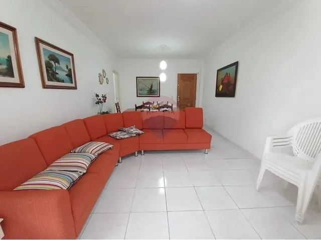 Imagem: O apartamento possui 2 Dormitórios, 1 Suíte, 2 Banheiros,