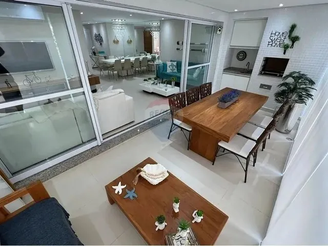 Imagem: O apartamento possui 3 Dormitórios, 1 Suíte, 2 Banheiros,