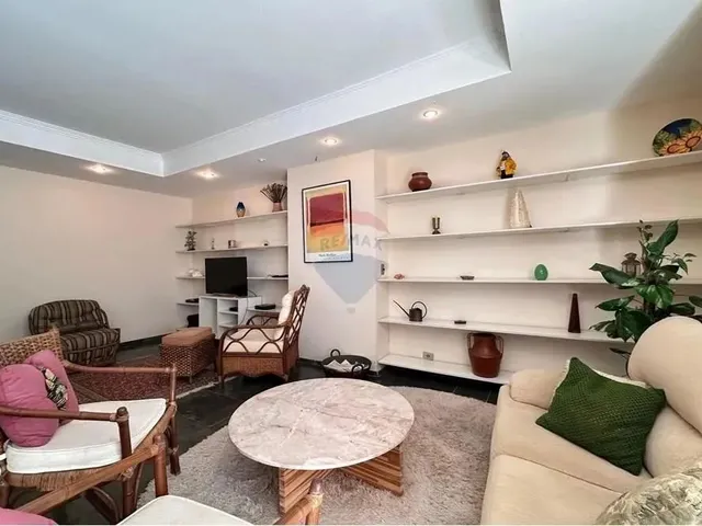 Imagem: O apartamento possui 3 Dormitórios, 4 Banheiros, 2 Vagas