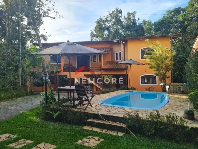 Imagem: Casa de Condomínio em Rua Aprovada 875