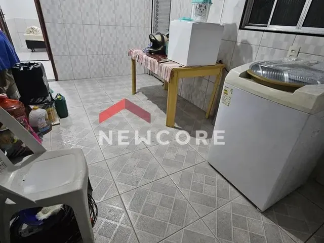 Imagem 2: Casa em Rua das Mangabeiras - Vale Verde - Cubatão/Sp