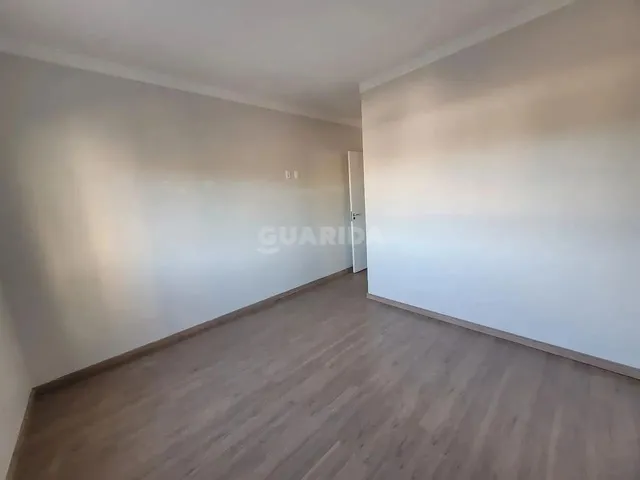 Imagem 7: Apartamento com 2 Dormitórios, 1 Suíte e 2 Vagas de Garagem no Bairro Petrópolis