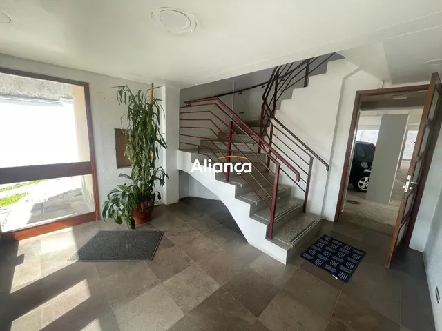 Imagem 7: Apartamento para Locaçãol com 2 Dormitórios, Sacada, Churrasqueira e Vaga de Carro