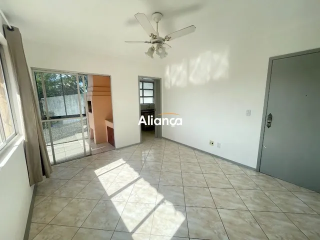 Imagem 4: Apartamento para Locaçãol com 2 Dormitórios, Sacada, Churrasqueira e Vaga de Carro