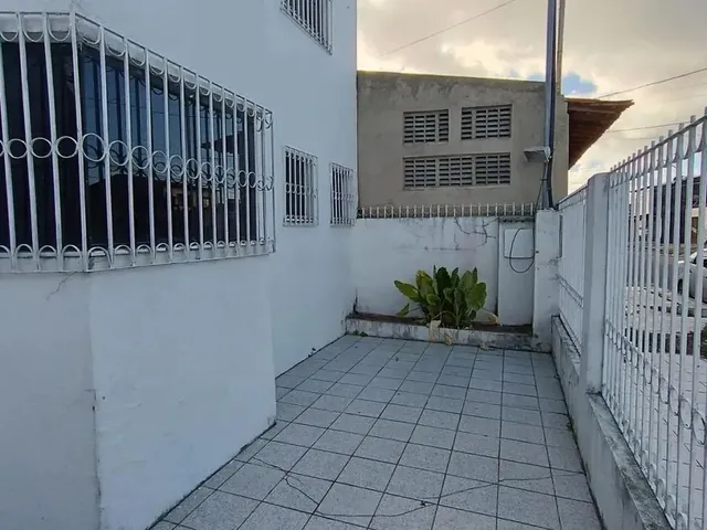 Imagem 8: Imóvel Comercial para Venda em Aracaju, Santos Dumont, 2 Dormitórios, 3 Banheiros