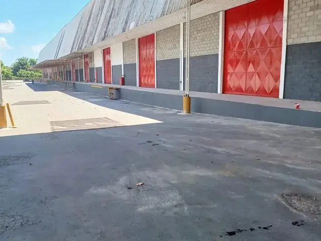 Imagem 3: Comercial para Locação em Rua Pública, Abrantes, Camaçari, Ba