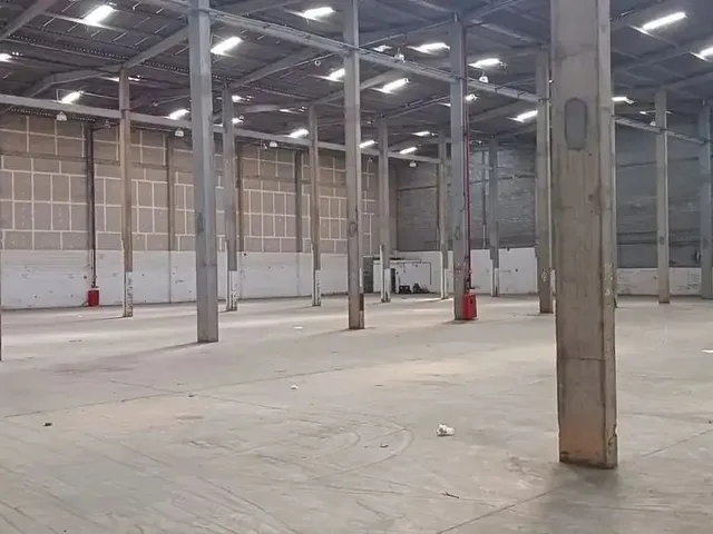 Imagem 12: Comercial para Locação em Rua Pública, Abrantes, Camaçari, Ba