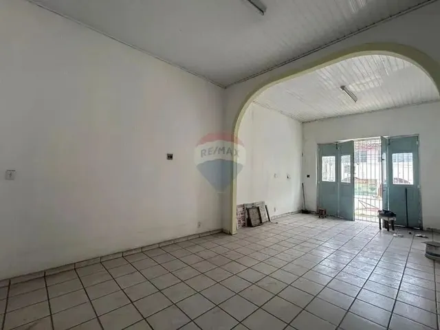 Imagem: Imóvel Amplo com 435,6 M² de Terreno na