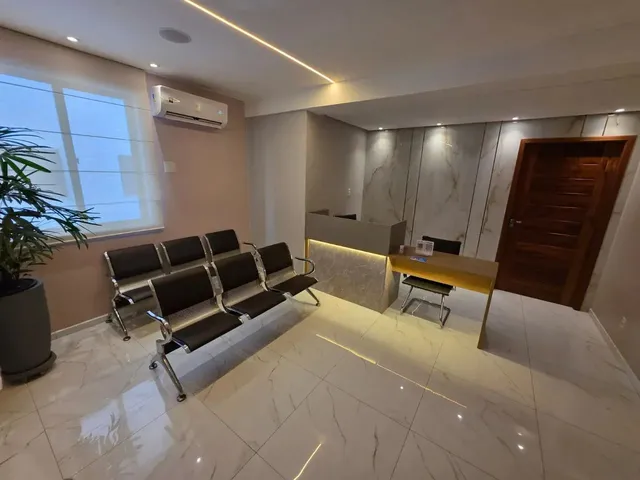 Imagem 1: Vendo Sala Comercial 100% Mobiliada - no Ed. Alpha Center
