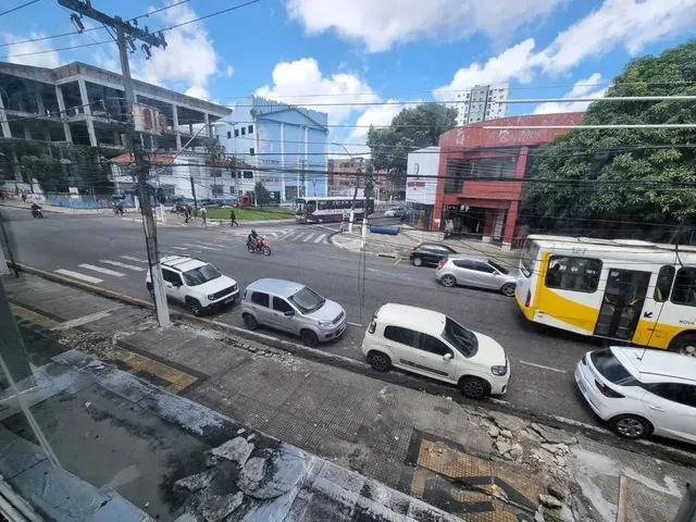 Imagem 6: Prédio/Edifício Inteiro para Aluguel com 1200 M² na Padre Eutíquio - Com0106Wg