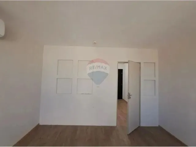 Imagem 8: Aluguel - Sala Comercial no Ed. Rogélio Fernandez