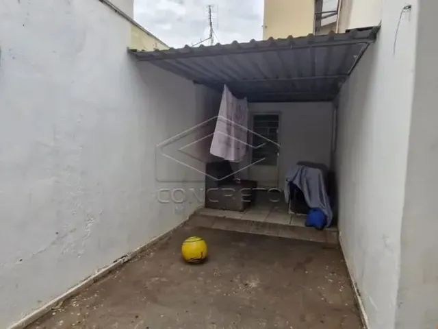 Imagem: O depósito possui 4 Dormitórios, 1 Suíte, 1 Vaga na