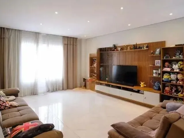 Imagem: Casa para Alugar com 330M² na Vila Mussolini