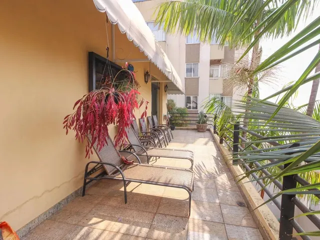 Imagem 1: Casa Triplex, 4 Quartos, 1 Suite, 3 Vagas