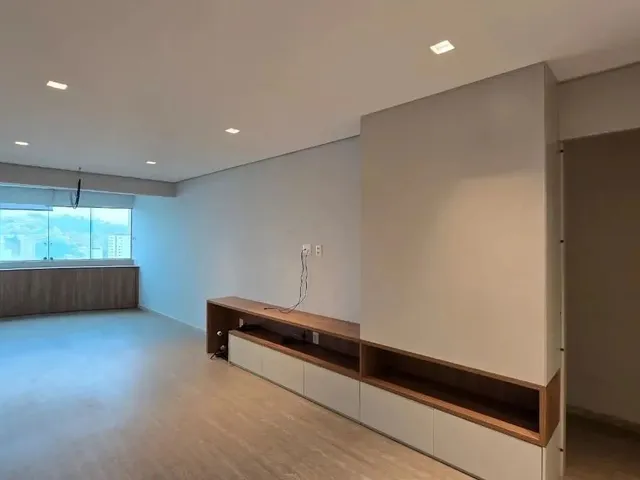 Imagem: Apartamento À Venda, 3 Quartos, 1 Suíte