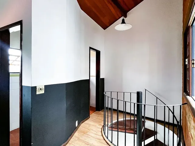 Imagem 3: Casa Duplex em Nogueira. Área de serviço, 45m² de Área, 2 Vagas...
