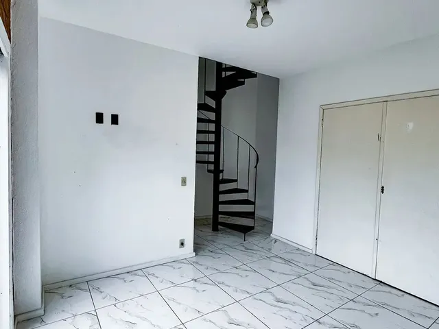 Imagem 9: Casa Duplex em Nogueira. Área de serviço, 45m² de Área, 2 Vagas...