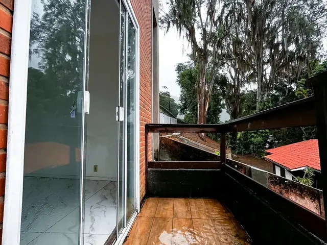 Imagem 13: Casa Duplex em Nogueira. Área de serviço, 45m² de Área, 2 Vagas...