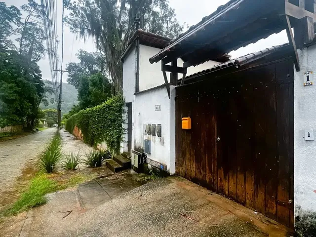 Imagem 10: Casa Duplex em Nogueira. Área de serviço, 45m² de Área, 2 Vagas...