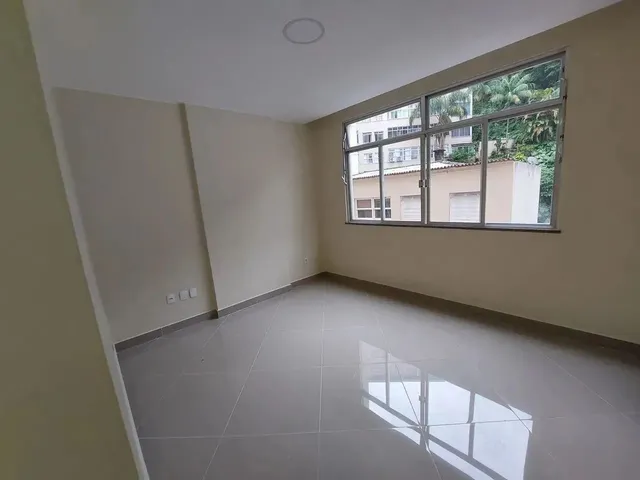 Imagem: Apto Centro, Frente, Amplo, Sol, Reformadíssimo