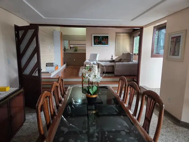 Imagem 2: Casa 4 Quartos com 4 Suítes e 420M² - Centro - Cen
