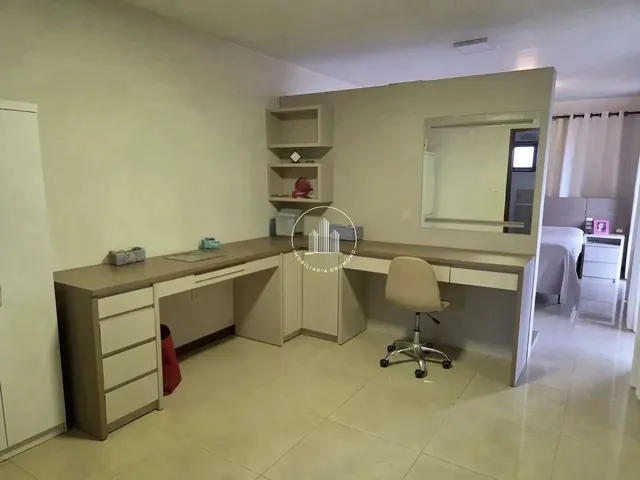 Imagem 15: Casa 4 Quartos com 4 Suítes e 420M² - Centro - Cen