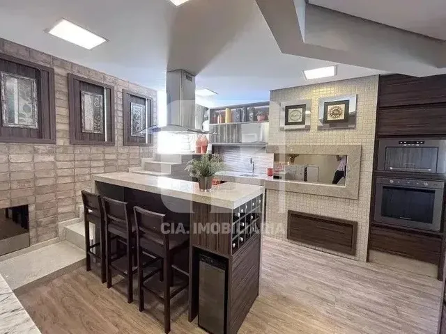 Imagem 2: Cobertura Duplex À Venda no Centro