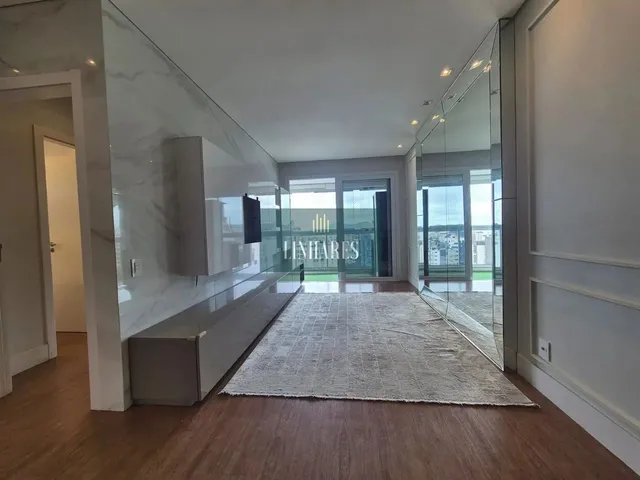Imagem 16: Apartamento 2 Dormitórios no Centro de Fpolis, Vista Mar