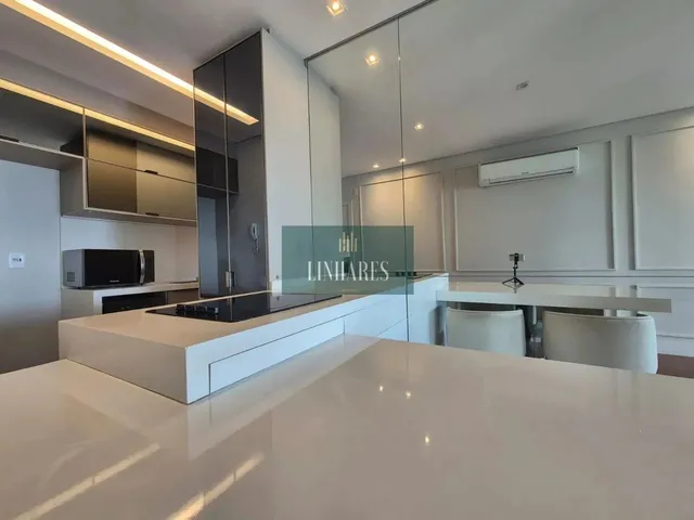 Imagem 10: Apartamento 2 Dormitórios no Centro de Fpolis, Vista Mar