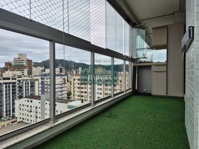 Imagem 2: Apartamento 2 Dormitórios no Centro de Fpolis, Vista Mar