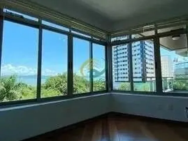 Imagem: Andar Alto - Apartamento com Linda Vista