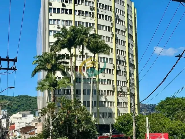 Imagem 15: Apartamento 2 Quartos Moderno e Reformado no Centro Florianópolis