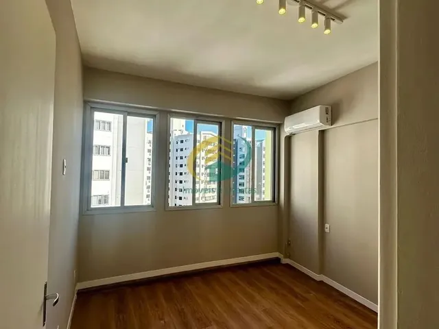 Imagem 8: Apartamento 2 Quartos Moderno e Reformado no Centro Florianópolis