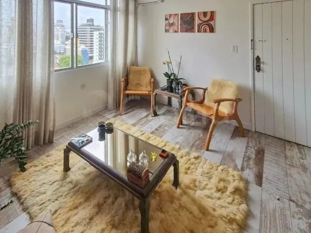 Imagem 1: Apartamento À Venda no Centro de Florianópolis - 53 M²