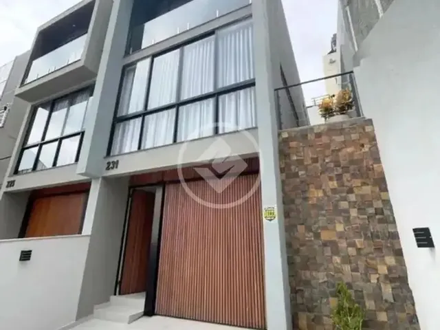 Imagem 13: Ldlcasa com 3 Suítes e Piscina Privativa - Centro de Florianópolis