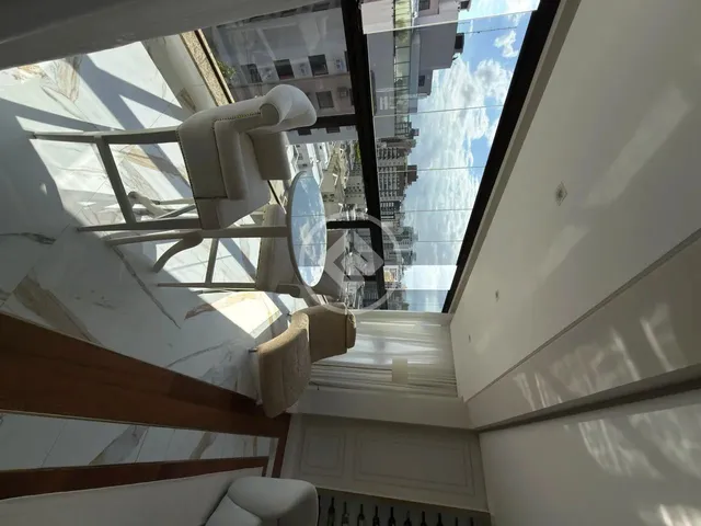Imagem 13: Apartamento para Venda, 4 Dormitórios, Sendo 2 Suítes, 4 Banheiros, 3 Vagas, Mobiliado