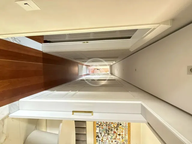 Imagem 3: Apartamento para Venda, 4 Dormitórios, Sendo 2 Suítes, 4 Banheiros, 3 Vagas, Mobiliado