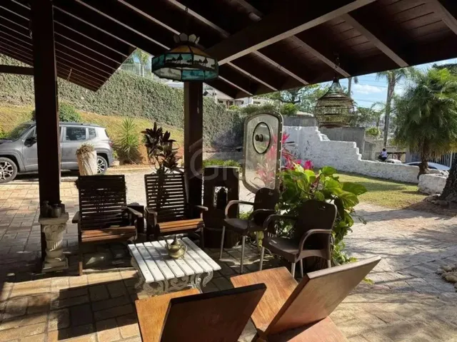 Imagem 4: Casa para Venda em Florianópolis, Agronômica, 4 Dormitórios, 1 Suíte, 5 Banheiros, 6
